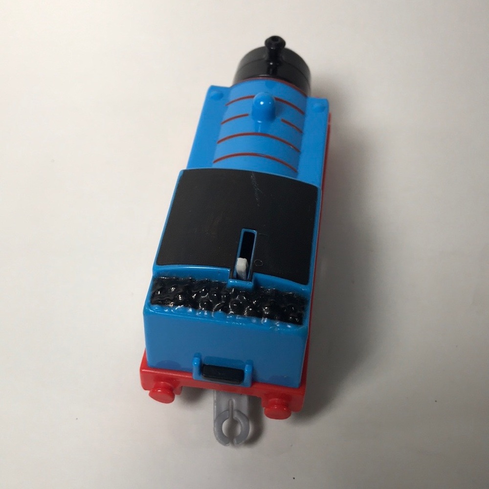 Thomas The Train Trackmaster Engine doesn’t work - Picture 4 of 5